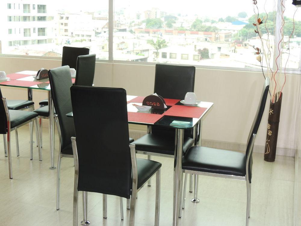 בוגוטה Titan Hotel & Spa מראה חיצוני תמונה