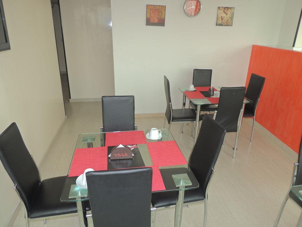 בוגוטה Titan Hotel & Spa מראה חיצוני תמונה