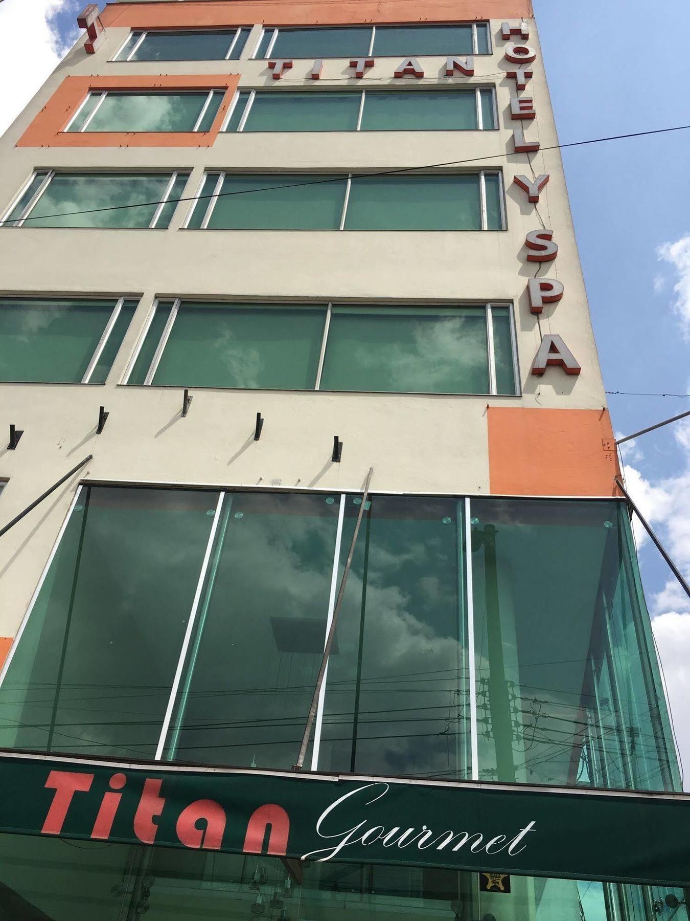 בוגוטה Titan Hotel & Spa מראה חיצוני תמונה